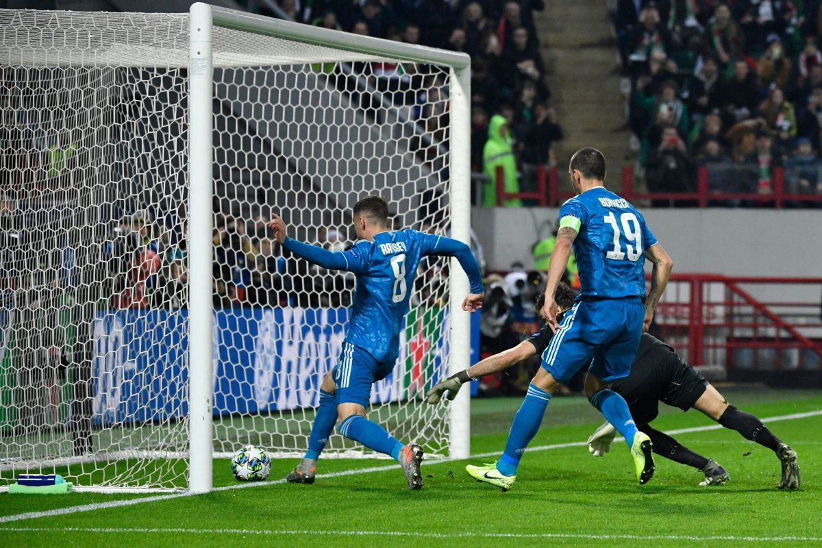 Ramsey "ukrao" gol Ronaldu, a fotoreporteri zabilježili kako je Portugalac reagovao