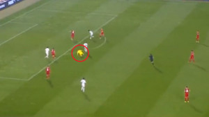 Šta to radi odbrana Srbije? Golman je bio van kaznenog, Azeri su zabili na prazan gol