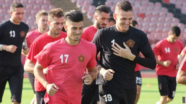 Tuzlaci u dobrom raspoloženju dočekuju Mladost