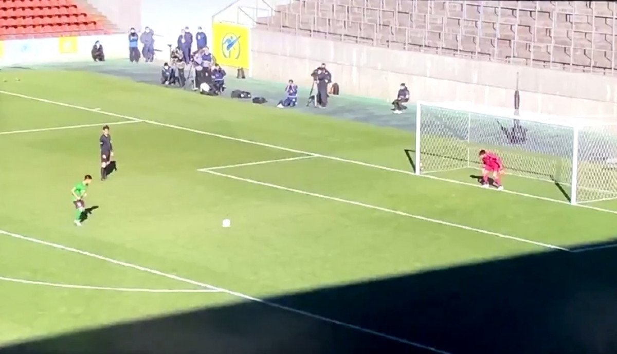 Penal iz Japana je iznervirao ljubitelje fudbala: Do lopte je išao čitavu vječnost...