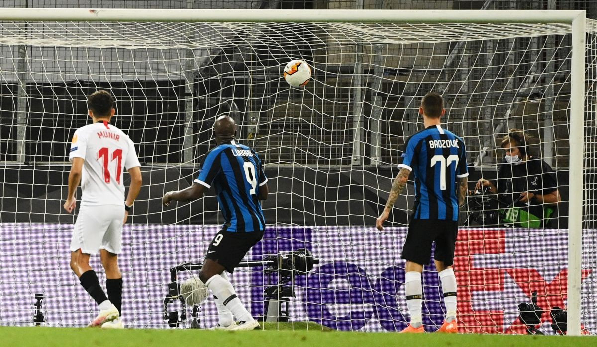 Inter je izgubio finale, ali Romelu Lukaku je ušao u historiju