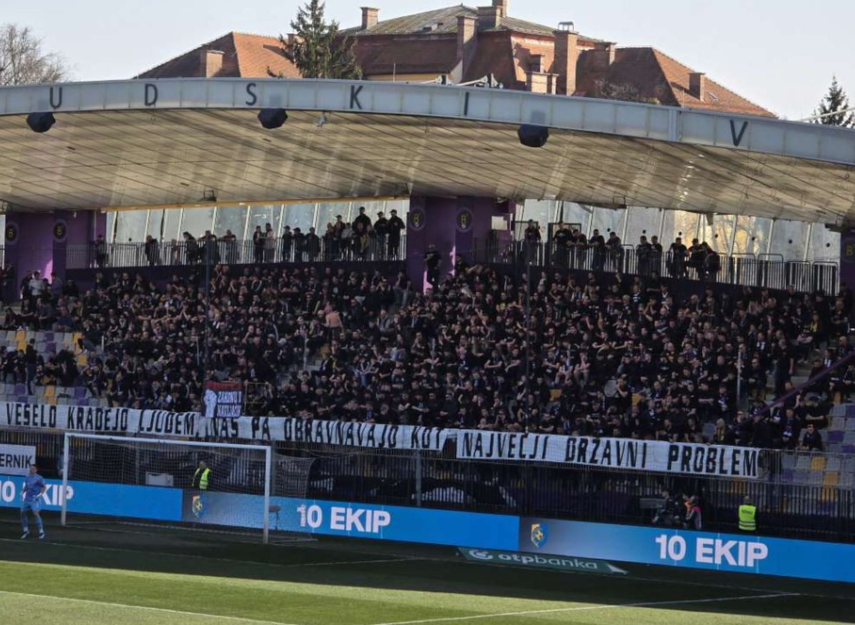 Nezapamćeno za jedan vječiti derbi - Nije šala, navijači najvećih rivala zajedno!