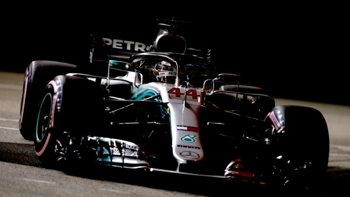 Bottasu naredili da uspori, Hamiltonu pobjeda, Verstappen junak dana