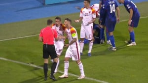 Dok je Modrić ležao na terenu ono što su uradili Jovetić i Savić je zgrozilo sve na Maksimiru!