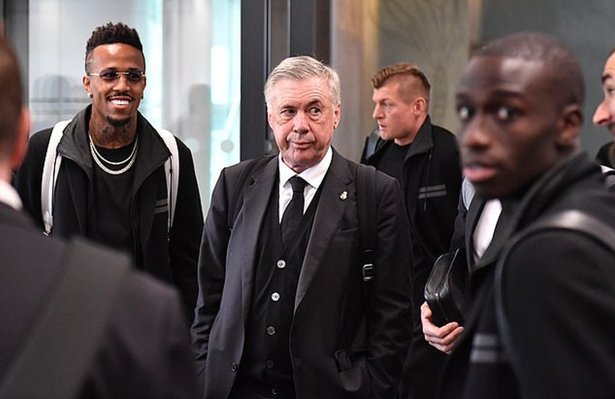 Neočekivani problemi za Real u Manchesteru: Benzemi smiješno, Modrić i Ancelotti isfrustrirani Neočekivani problemi za Real u Manchesteru: Benzemi smiješno, Modrić i Ancelotti isfrustrirani