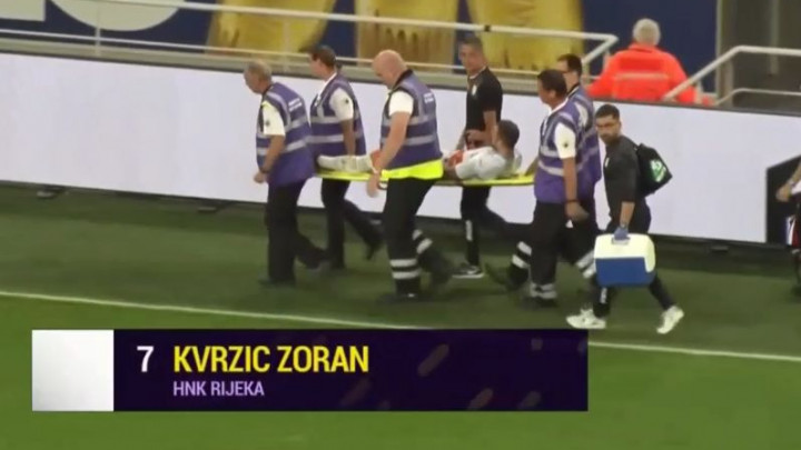 Problemi za Prosinečkog: Zoran Kvržić iznesen na nosilima s terena
