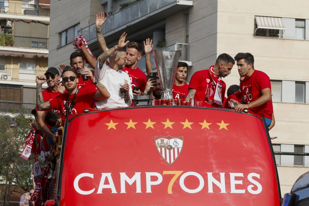 Očajna Sevilla prodaje kompletan tim, nudi igrače kome god stigne
