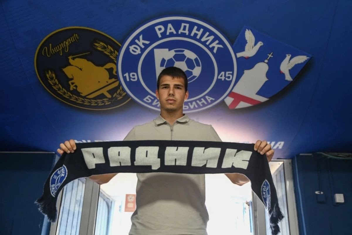 FK Radnik predstavio prvo pojačanje za novu sezonu FK Radnik predstavio prvo pojačanje za novu sezonu
