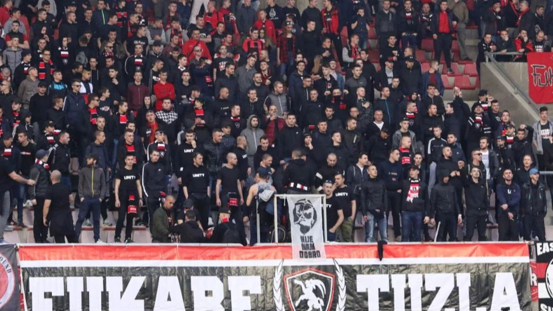 Oglasile se Fukare: "Nazivate ih sportskim prijateljima, a izbacili su nas iz lige" Oglasile se Fukare: "Nazivate ih sportskim prijateljima, a izbacili su nas iz lige"