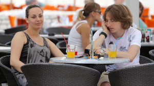 Kako je nejaki i sitni konobar postao najbolji ikad? "Njega ste mi doveli? Taj ne može ni da..."