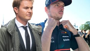 Red Bull ga želi da bude uz Maxa Verstappena, ali on će se dobro zapitati nakon Rosbergovih riječi
