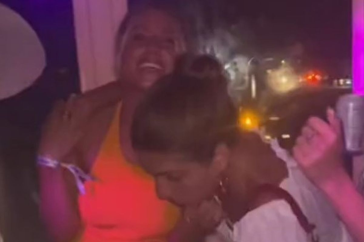 Klinac od 17 godina skinuo djevojku velikoj zvijezdi - Ona se pravda, ali snimak sve kaže