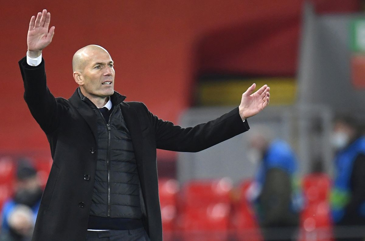 Zidane se vraća na trenersku klupu, pregovori su već počeli!