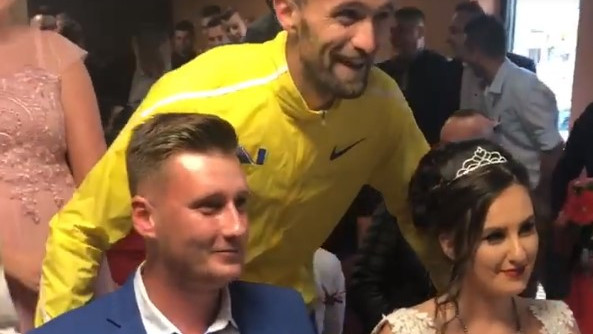 'Ulet' Amela Tuke na vjenčanje u Kaknju