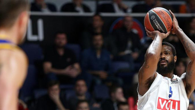 Earl Clark napustio Budućnost, karijeru nastavlja u Španiji