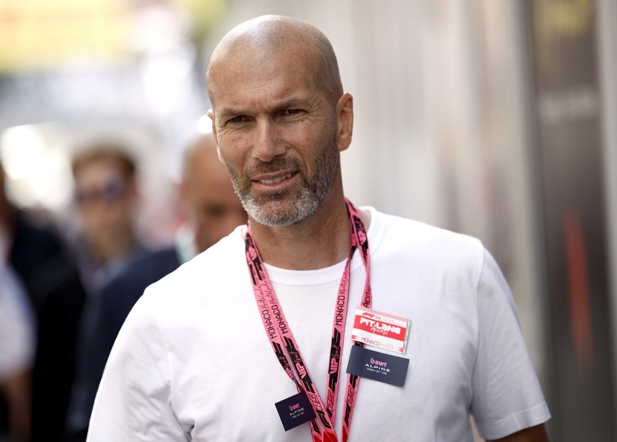 Mnogi tvrde da Zidane preuzima evropskog velikana, a sada su isplivale njegove "krupne" riječi!
