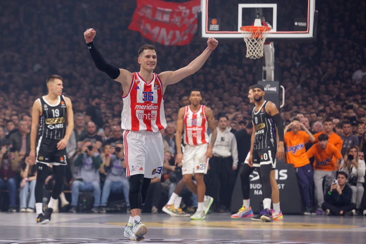 Crvena zvezda se oprostila od bivšeg srpskog reprezentativca: "Vrata su ti uvijek otvorena" Crvena zvezda se oprostila od bivšeg srpskog reprezentativca: "Vrata su ti uvijek otvorena"
