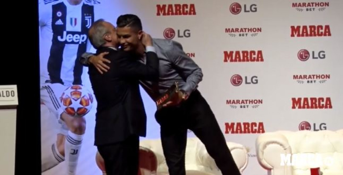 Pao poljubac pomirenja između Florentina Pereza i Cristiana Ronalda
