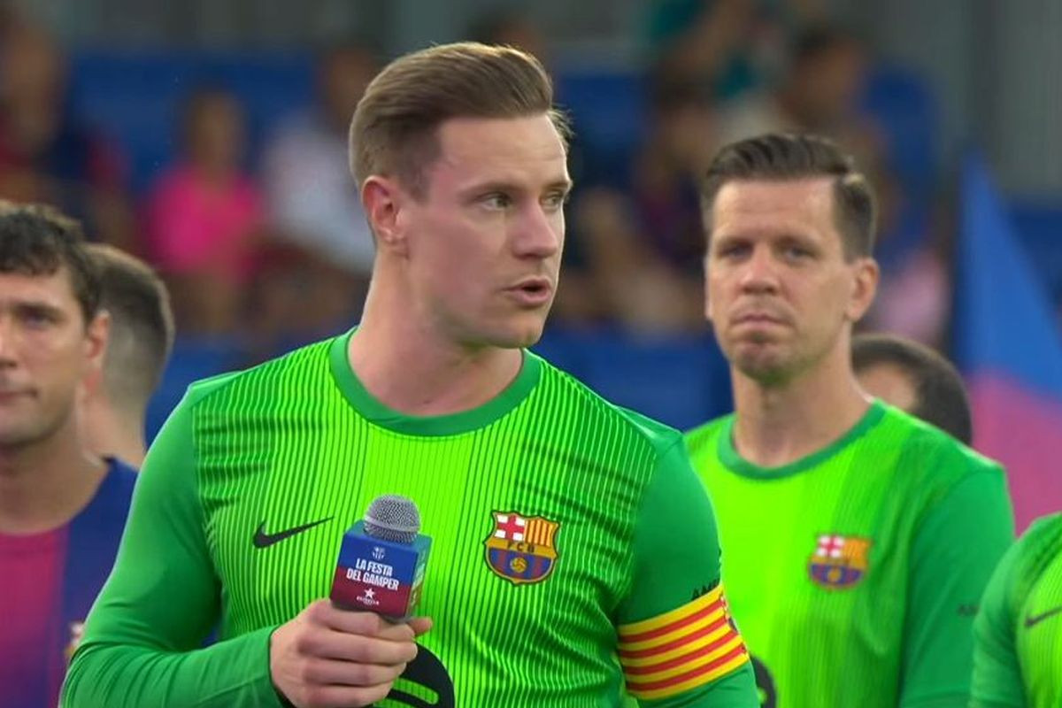 Ter Stegen izašao na teren, uzeo mikrofon u ruke, uslijedila je (ne)očekivana reakcija navijača