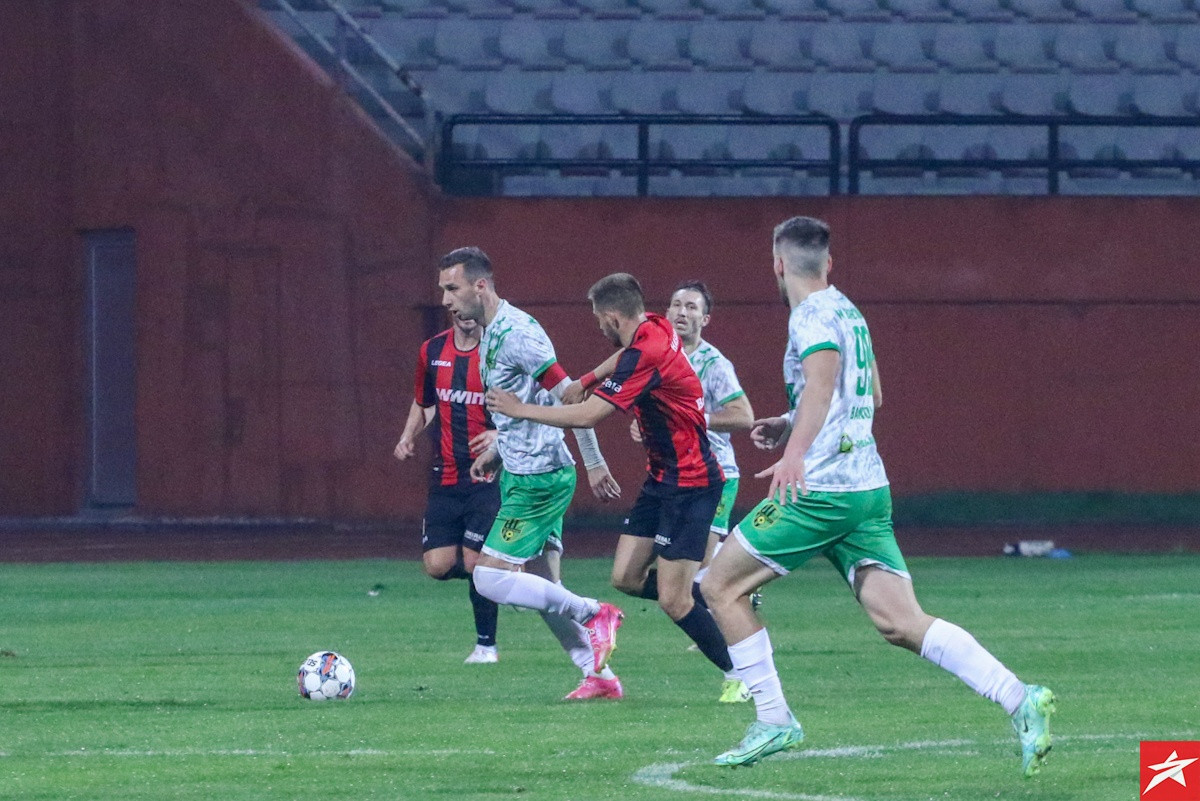 Njegova ekipa na dnu tabele, ali iskusni Husić je već postigao pet golova! Njegova ekipa na dnu tabele, ali iskusni Husić je već postigao pet golova!