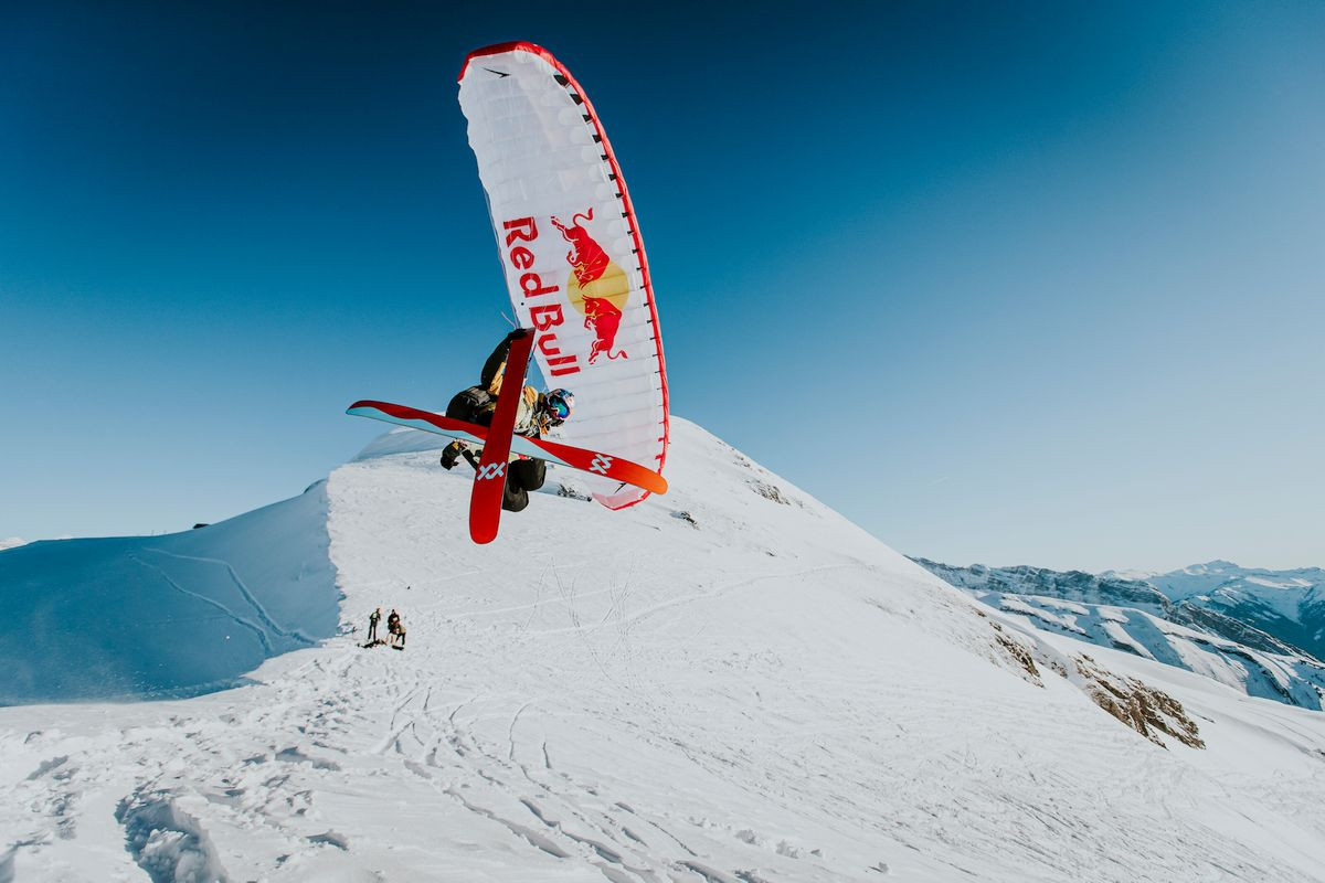 Speedriding u Alpama otkriva sve čari ovog ekstremnog sporta Speedriding u Alpama otkriva sve čari ovog ekstremnog sporta