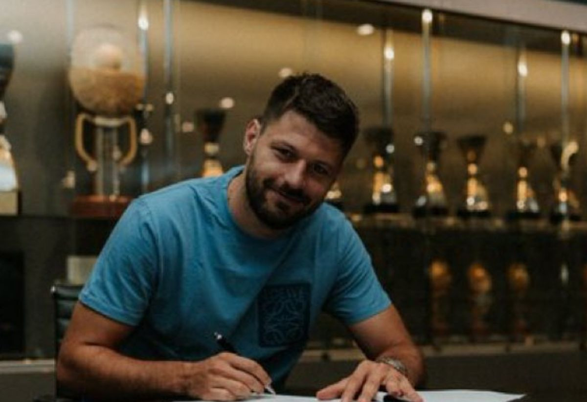 Sapunici je došao kraj - Bruno Petković konačno potpisao Sapunici je došao kraj - Bruno Petković konačno potpisao