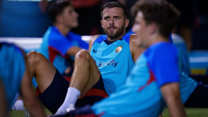 Jedan od njih sigurno napušta Barcu: Xavi bira između Pjanića i još jednog veznjaka