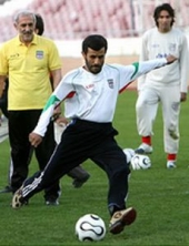 Ahmadinedžad se zahvalio Maradoni