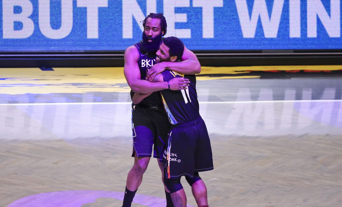 James Harden razbio bivši tim James Harden razbio bivši tim