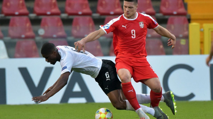 Luka Jović ponovo van terena!