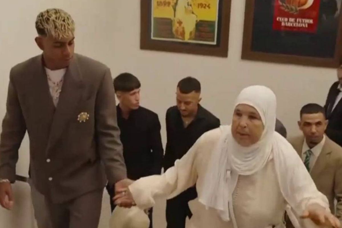 Yamal s majkom Fatimom došao na potpis novog ugovora, nestvarno je koliko će zaraditi 