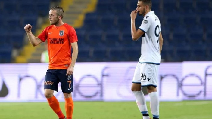 Edin Višća zaključio pobjedu Bašakšehira u derbiju!