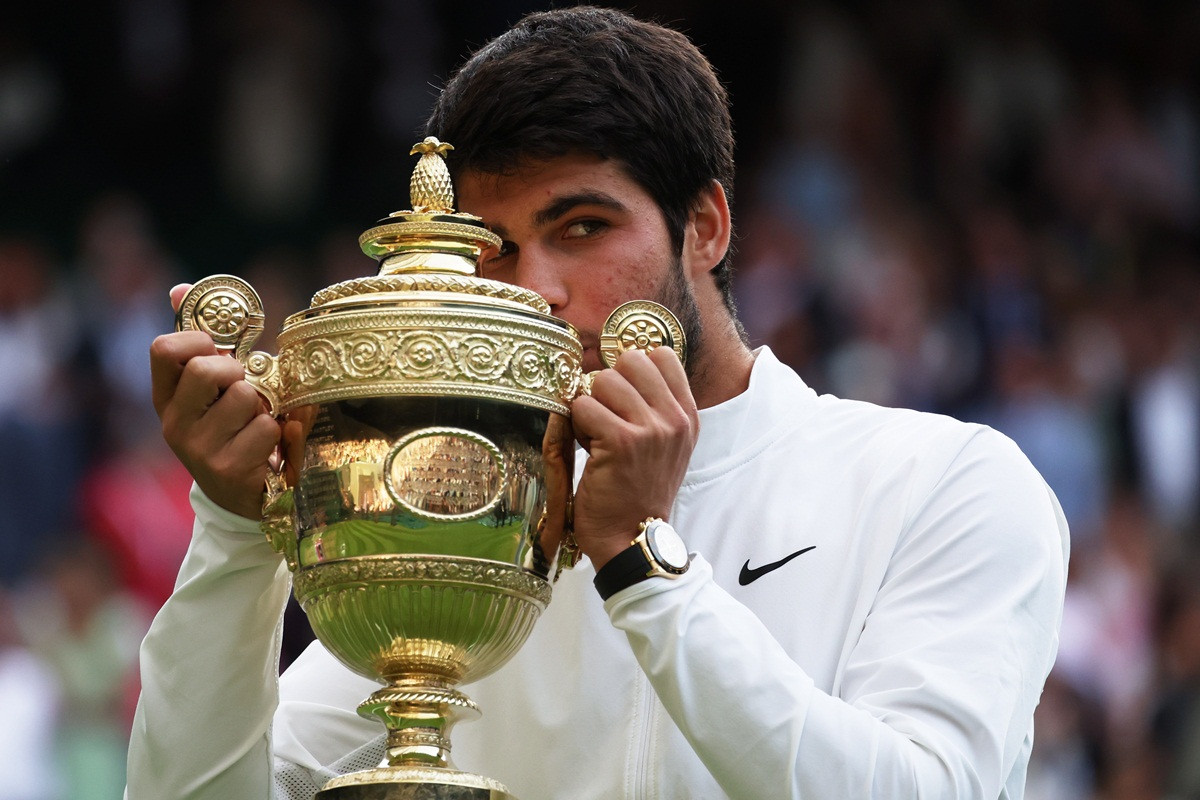 Mnogima čudan detalj: Zašto na vrhu trofeja Wimbledona stoji ananas?