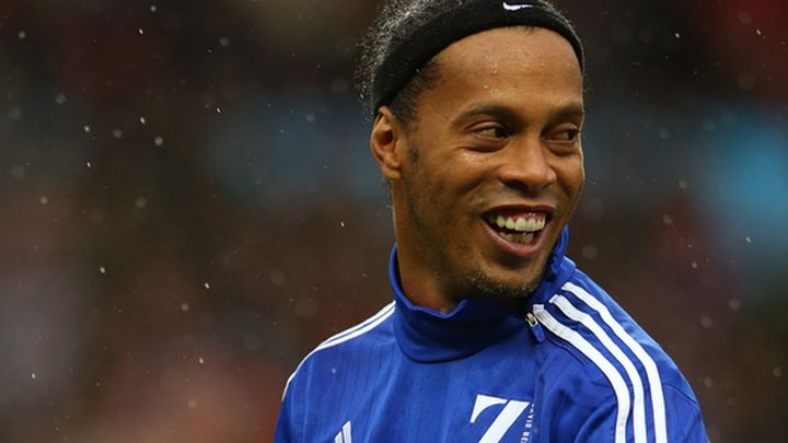 Ronaldinho se pohvalio novim automobilom