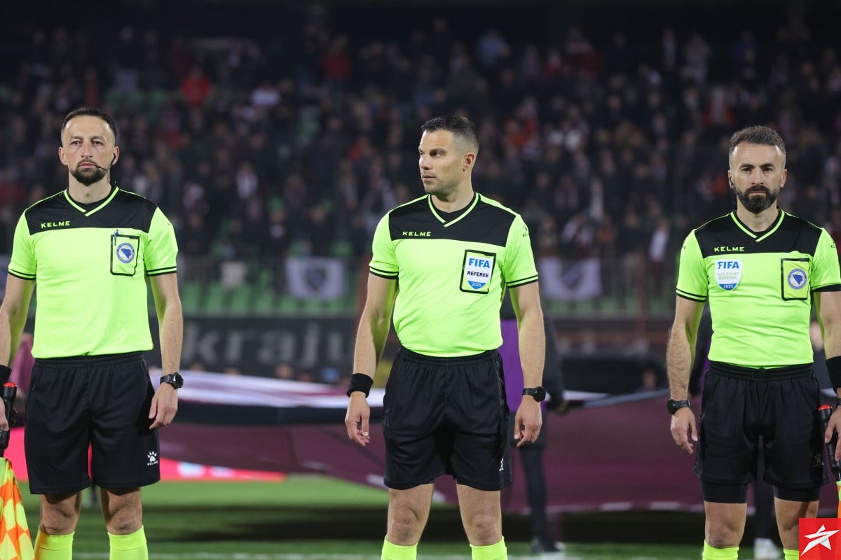 Memišević opleo po Bandiću: "Ima FIFA značku, danas smo možda mi trebali napustiti teren" Memišević opleo po Bandiću: "Ima FIFA značku, danas smo možda mi trebali napustiti teren"