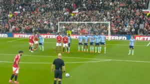 Na Old Traffordu se ovo čekalo još od Davida Beckhama: Magija Portugalca protiv Arsenala