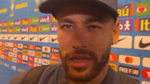 Reakcija koja će izazvati brojne priče: Kada je čuo pitanje Neymar je promijenio izraz lica i otišao