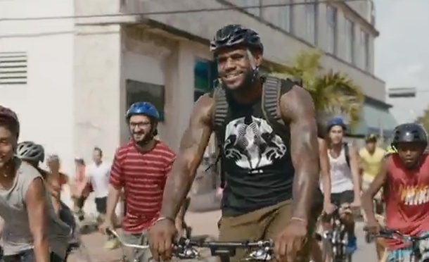 Trening LeBrona Jamesa kroz Nikeovu reklamu