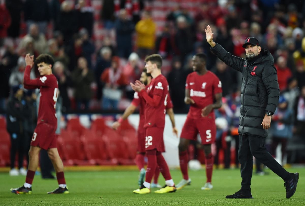 Januar će biti paklen na Anfieldu: Klopp već trojicu igrača stavio na listu otpisanih Januar će biti paklen na Anfieldu: Klopp već trojicu igrača stavio na listu otpisanih