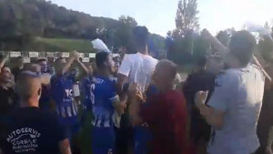 Gori u Kikačima: Golman na rukama saigrača