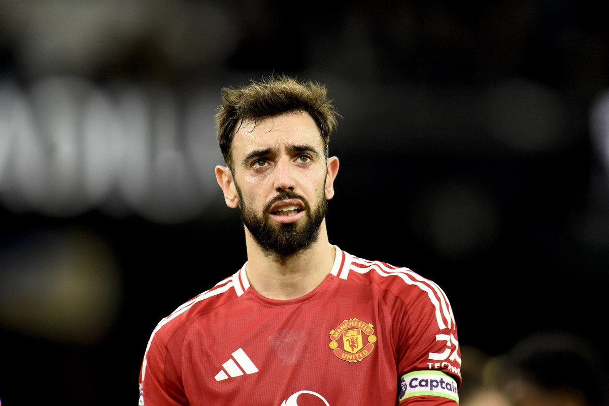 Otkriveni do sada nepoznati detalji - Bruno Fernandes plakao u uredu šefa kada je odbijen transfer Otkriveni do sada nepoznati detalji - Bruno Fernandes plakao u uredu šefa kada je odbijen transfer