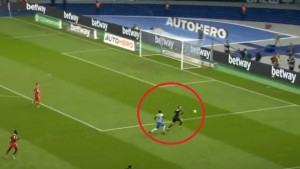 Neuer u 89. minuti izletio s gola, pa svojim potezom skoro izazvao infarkt navijačima Bayerna