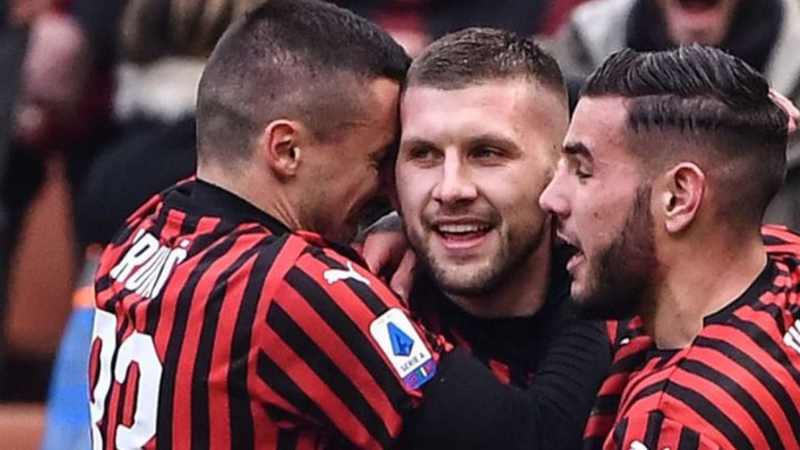 Rebić se fotografisao s Ibrahimovićem, Krunić ostavio zanimljiv komentar