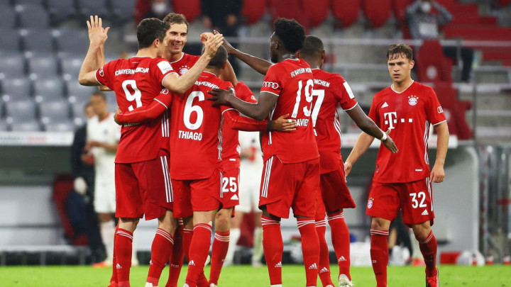 VAR spasio Bayern: Lewandowski 45. golom u sezoni odveo Bavarce u finale DFB Pokala