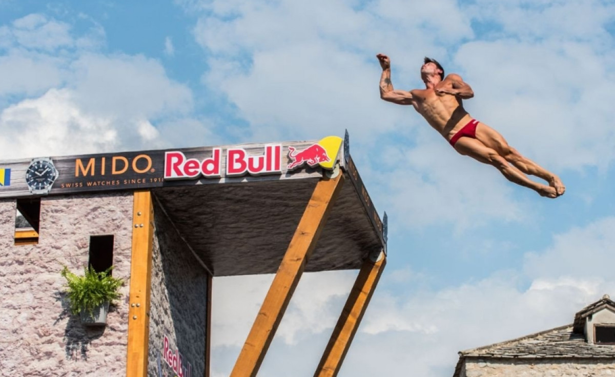  Ne propustite finalne serije Red Bull Cliff Diving skokova