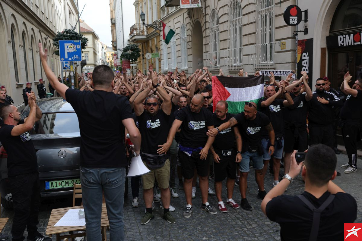 Fanaticosi iskazali podršku narodu Palestine Fanaticosi iskazali podršku narodu Palestine