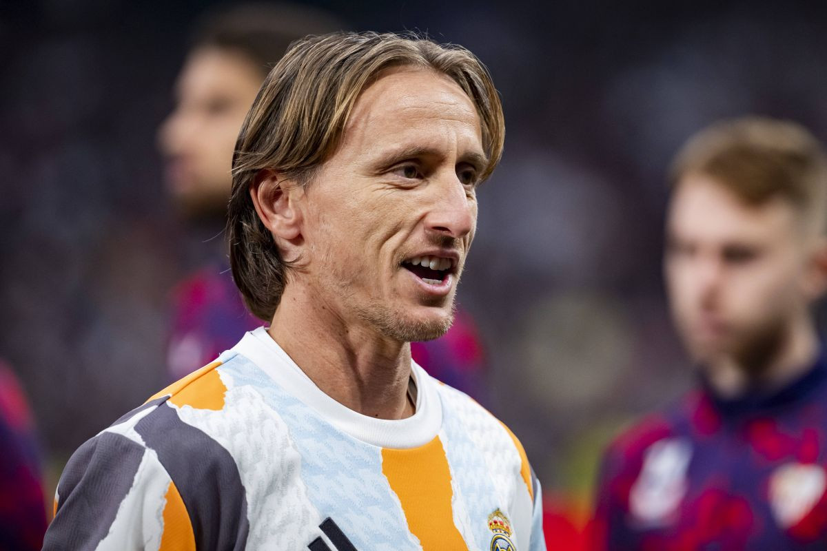 U Španiji grom iz vedra neba! "Luka Modrić u narednih 10 dana može potpisati za..." U Španiji grom iz vedra neba! "Luka Modrić u narednih 10 dana može potpisati za..."