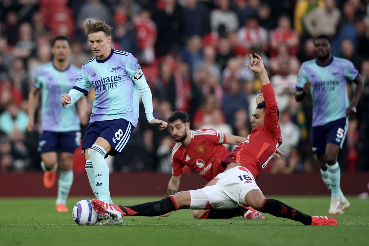 I jedni i drugi promašivali nemoguće: Remi Manchester Uniteda i Arsenala na Old Traffordu! I jedni i drugi promašivali nemoguće: Remi Manchester Uniteda i Arsenala na Old Traffordu!