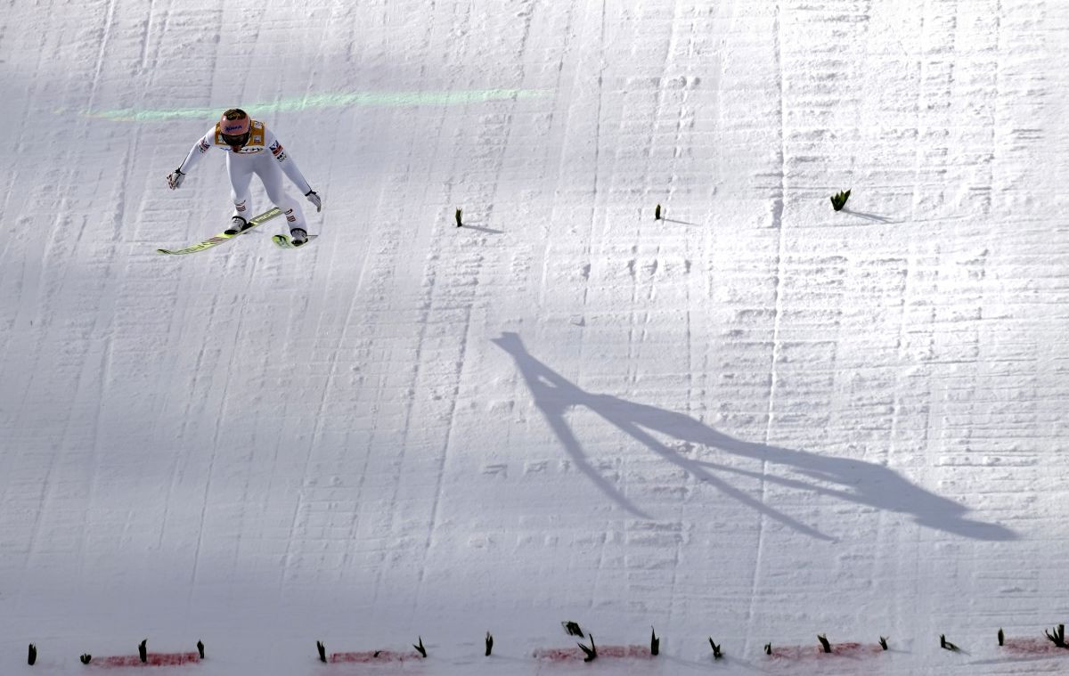 Korona je opet u prvom planu: Otkazano tradicionalno takmičenje u skijaškim skokovima!