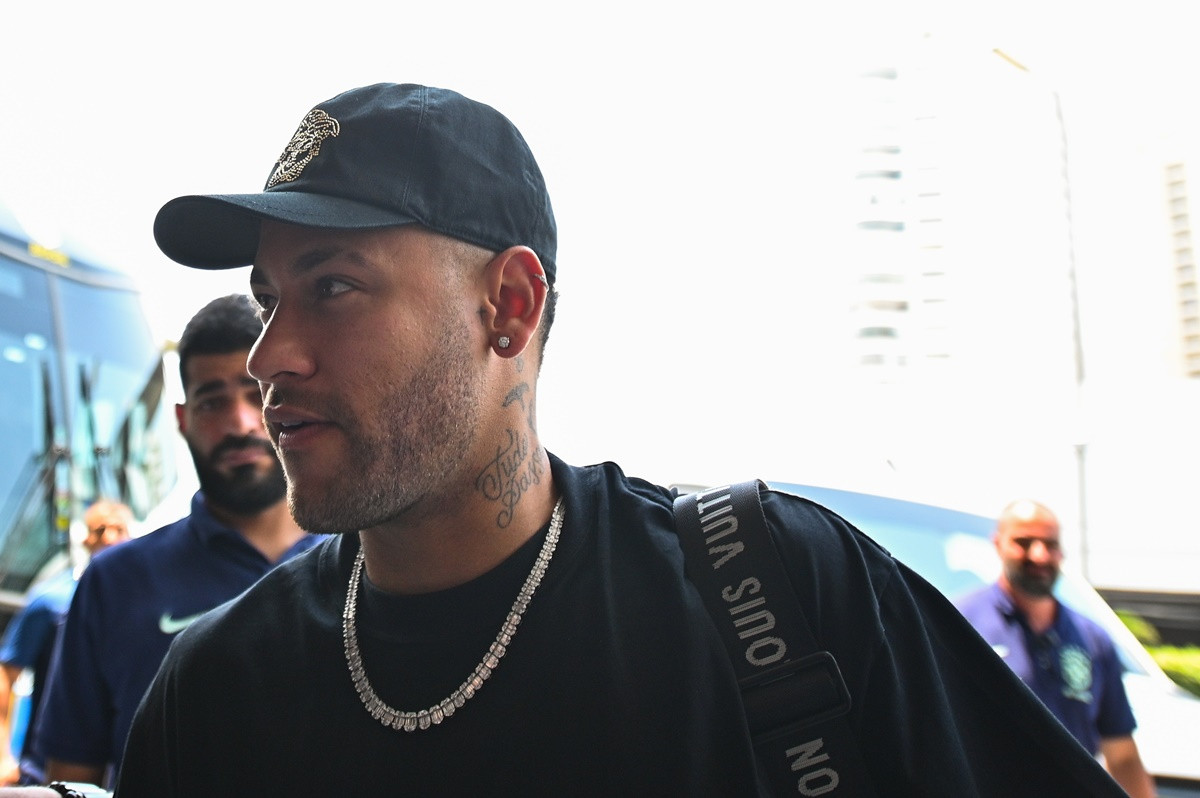 Neymar odabrao favorita za Zlatnu loptu: "Mnogo je patio u životu" Neymar odabrao favorita za Zlatnu loptu: "Mnogo je patio u životu"